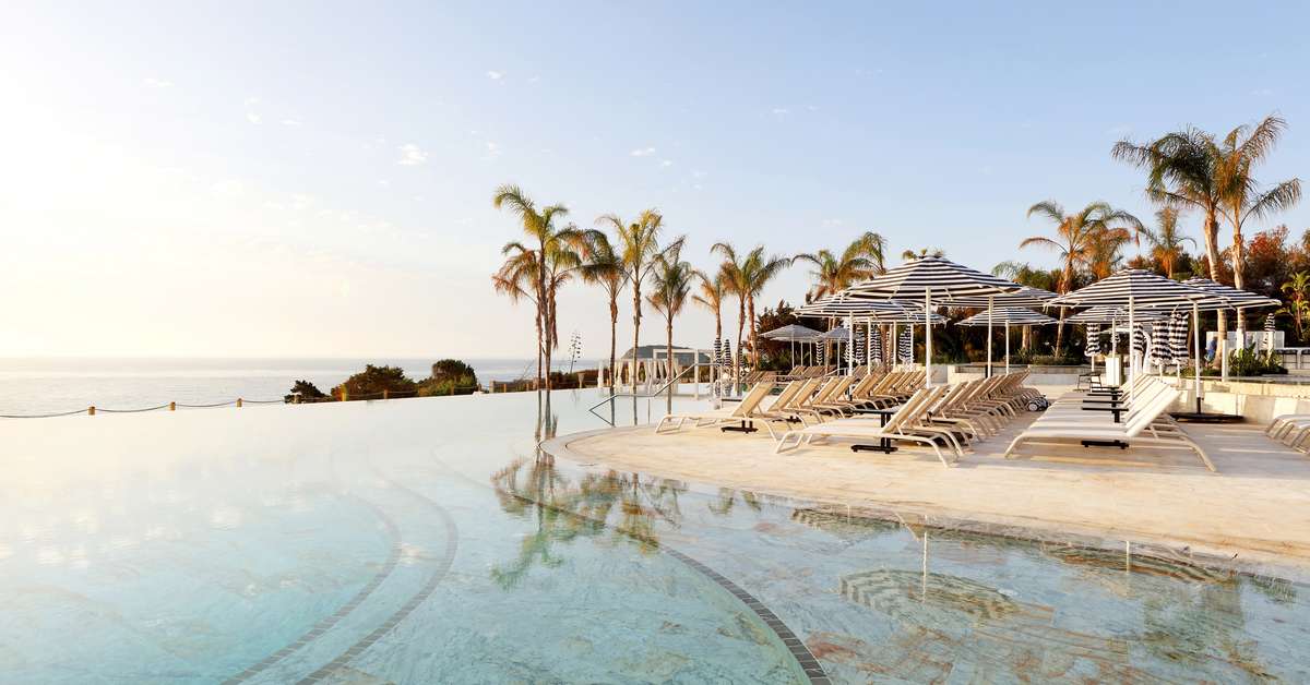 Een foto van het zwembad bij Bless Ibiza Hotel