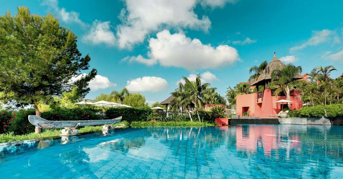 Een foto van het zwembad bij Asia Gardens Hotel & Thai Spa