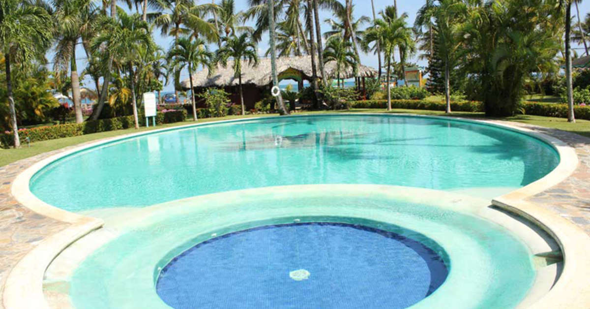 Een foto van het zwembad bij Hotel Playa Colibri