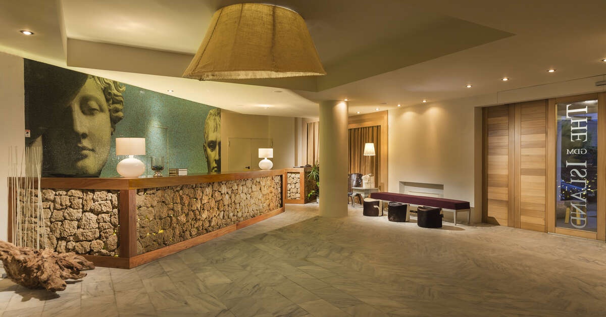 Een foto van The Island Hotel