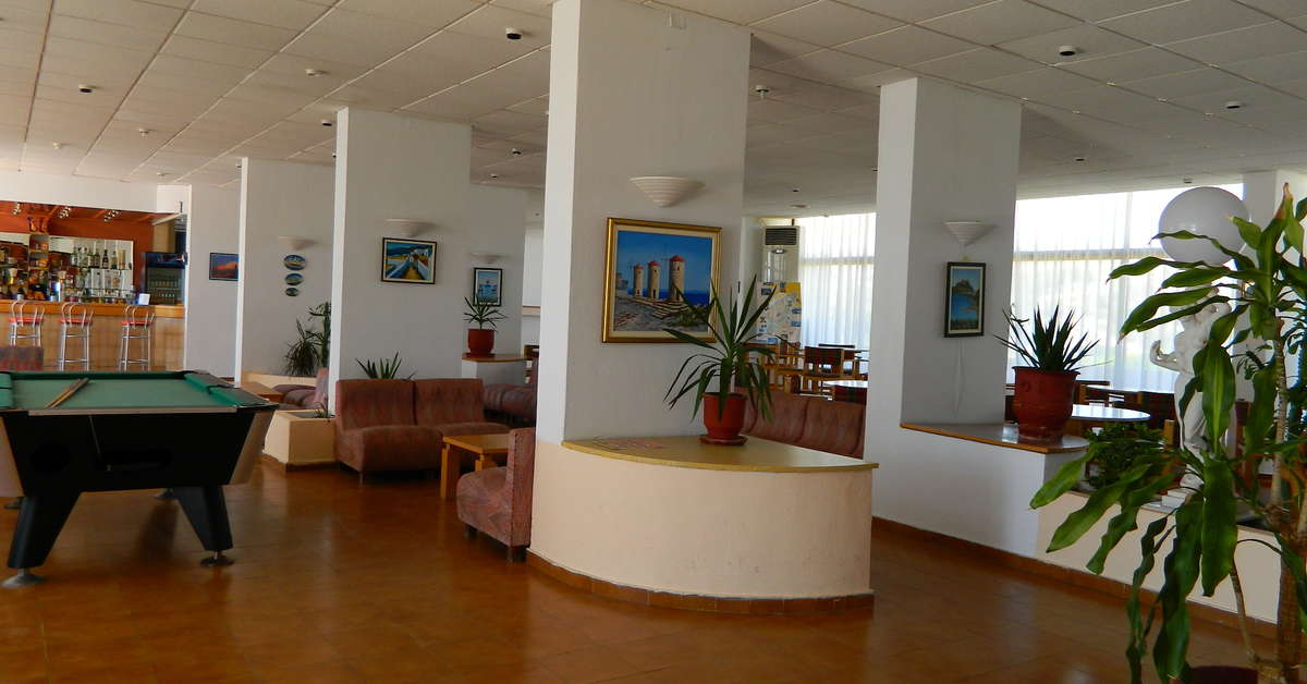 Ein Foto vom Innenbereich im Telhinis Hotel