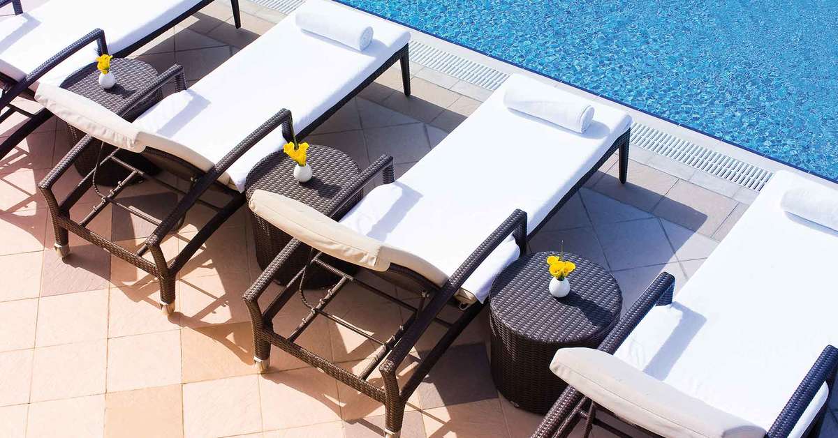 Een foto van het zwembad bij Avani Deira Dubai Hotel