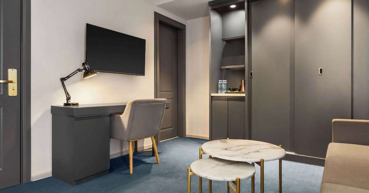 Een foto van Ramada by Wyndham Tbilisi Old City