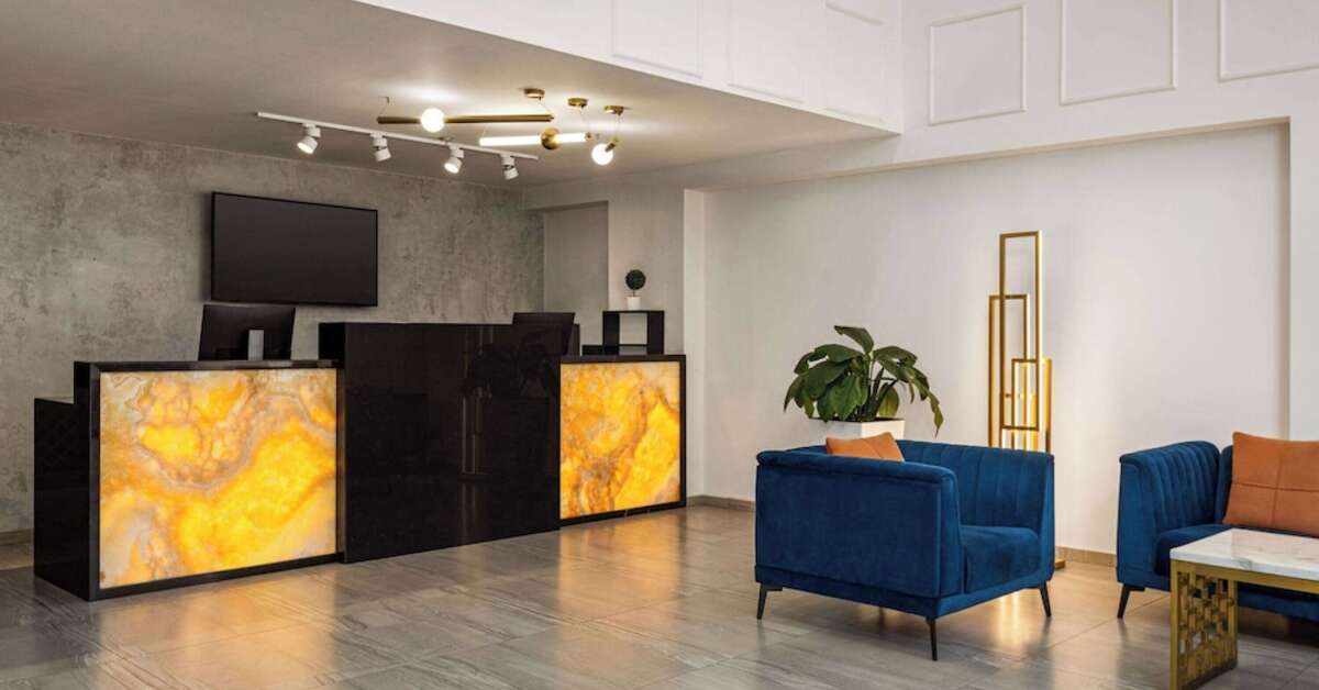 Een foto van Ramada by Wyndham Tbilisi Old City