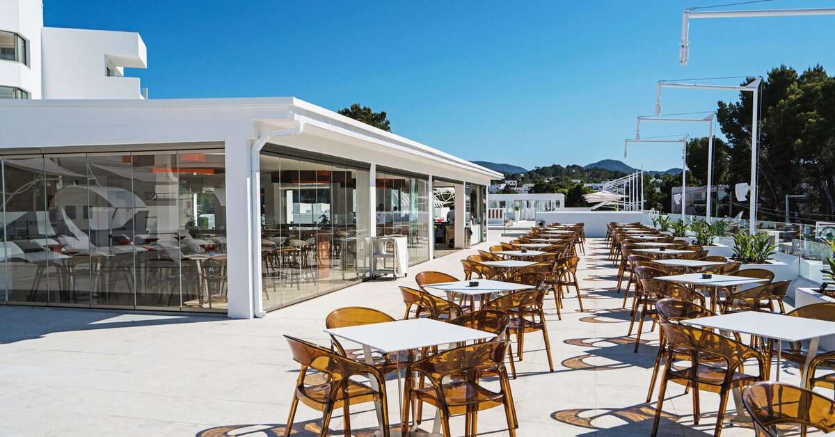 Een foto van de faciliteiten bij THB Naeco Ibiza