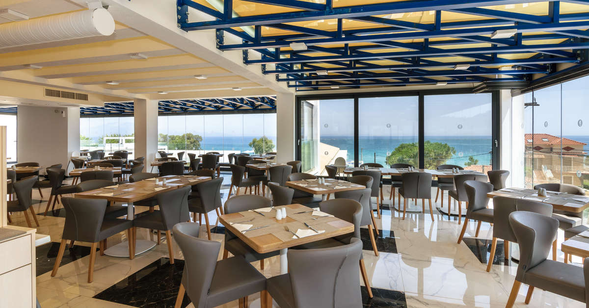 Een foto van de faciliteiten bij Cavo Orient Beach Hotel