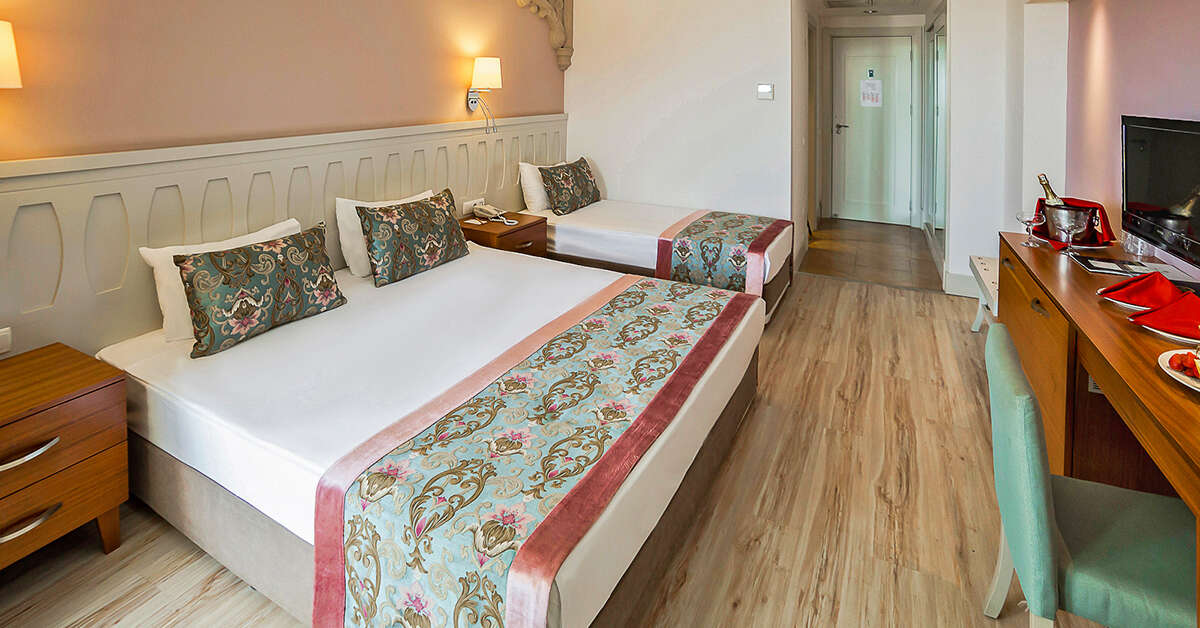 Ein Foto Hotel Side Crown Serenity