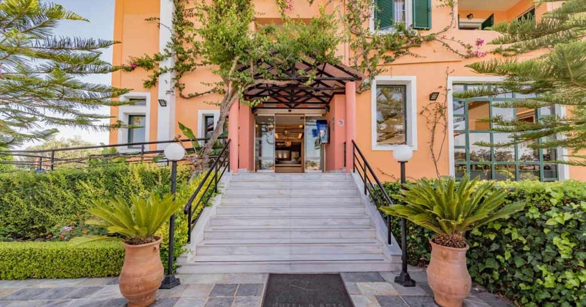 Ein Foto von der Außenansicht des Hotel Oscar