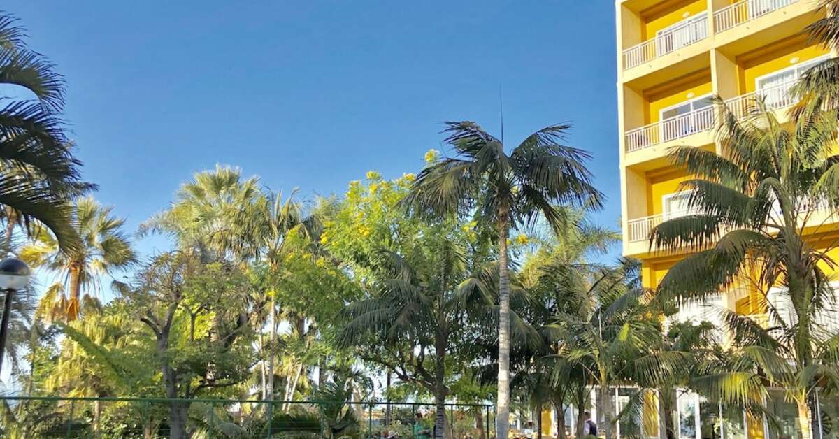 Ein Foto von der Außenansicht des Hotel Tigaiga