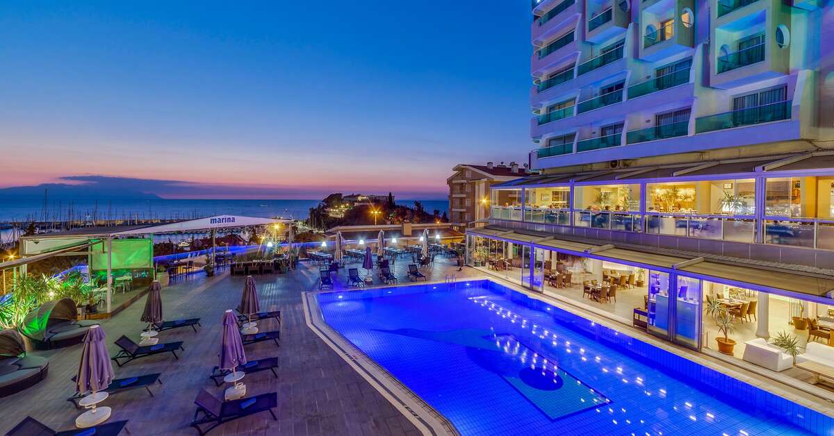 Een foto van het zwembad bij Elite World Kusadasi