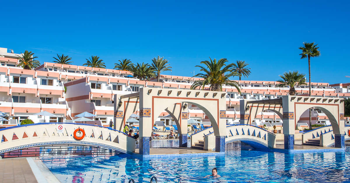 Een foto van het zwembad bij Hotel Club Al Moggar Garden Beach