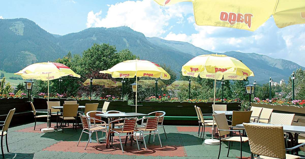 Een foto van het terras bij Aktivhotel Karla
