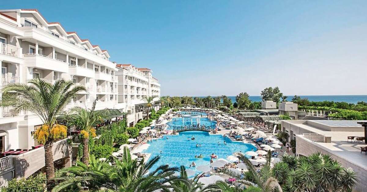 Ein Foto vom Pool im Trendy Aspendos Beach
