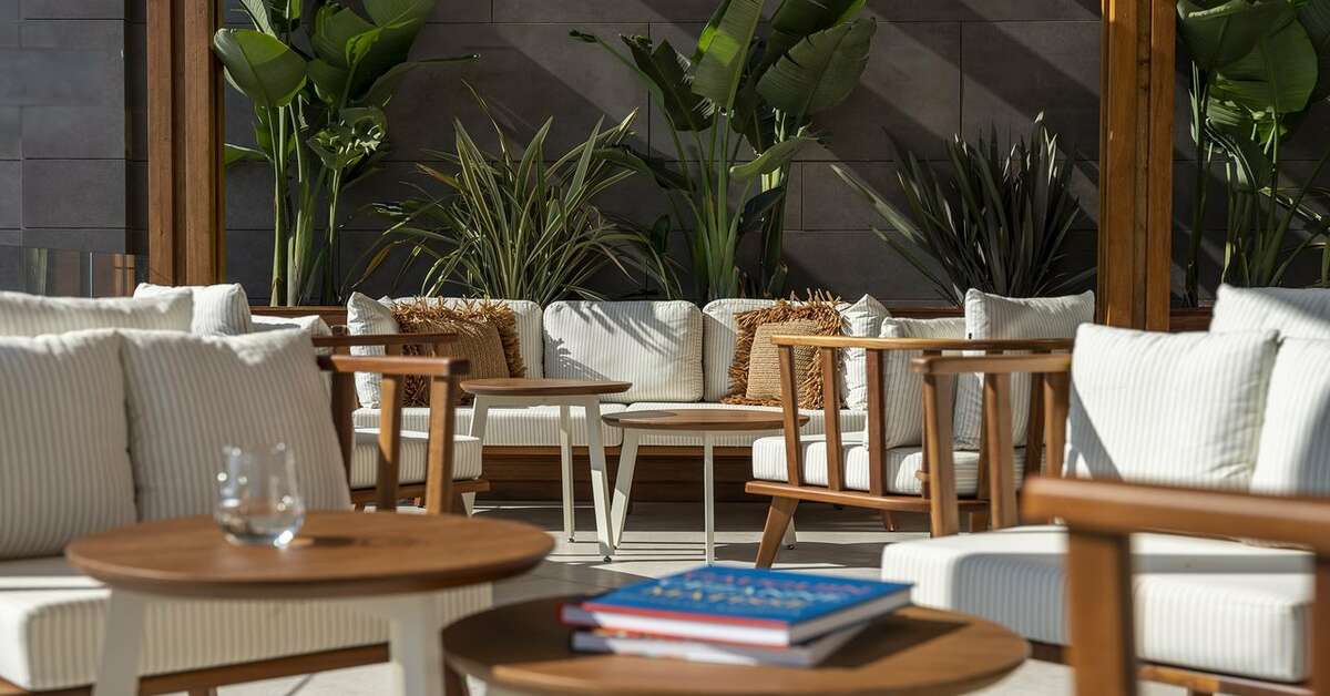 Een foto van het terras bij Bodrum Yalikavak - MGallery Collection