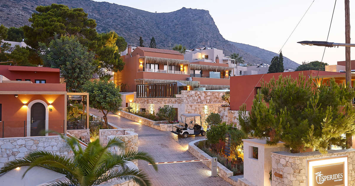 Ein Foto von der Außenansicht des Esperides Resort Crete