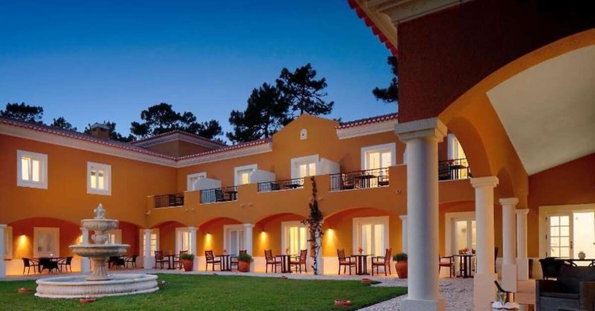 Een foto van de buitenkant van Hotel Senhora da Guia