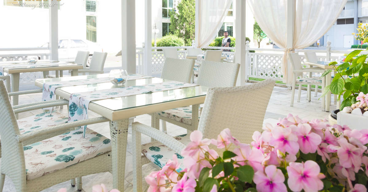Een foto van het terras bij Karlovo Hotel