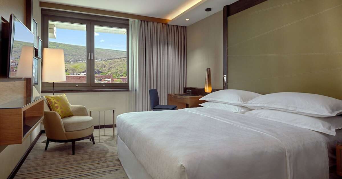 Een foto van Sheraton Grand Tbilisi Metechi Palace