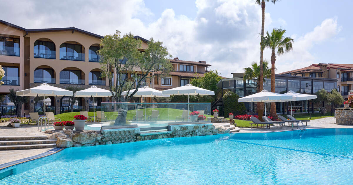 Een foto van het zwembad bij Anthemus Sea Beach Hotel & Spa
