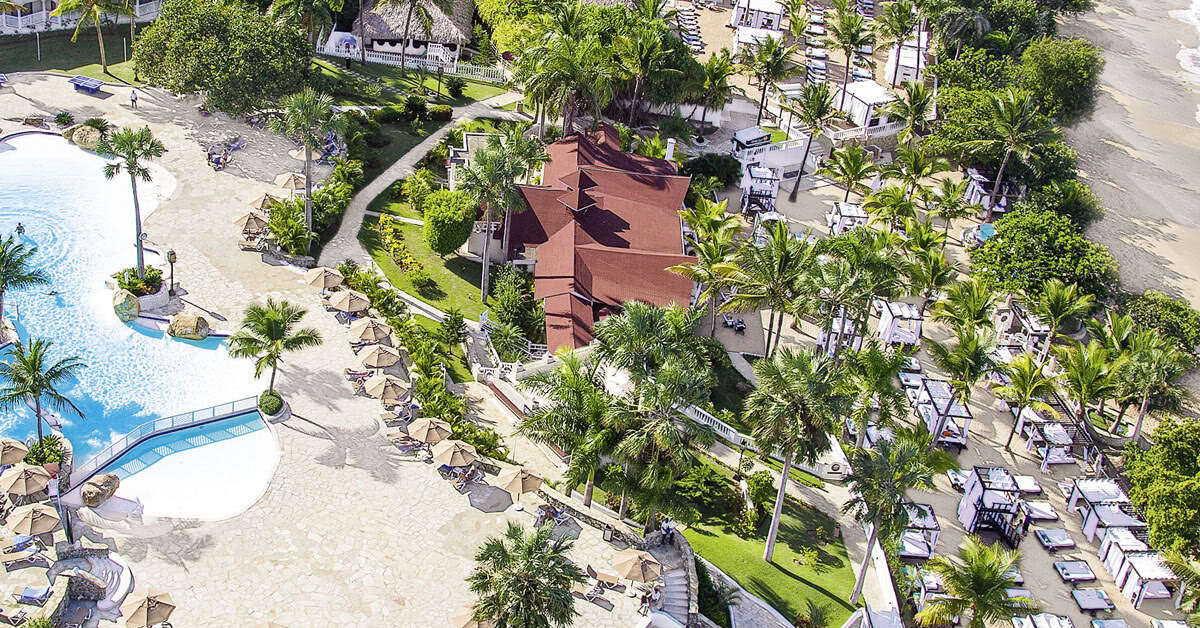 Ein Foto von der Außenansicht des Lifestyle Holidays Vacation Resort The Tropical