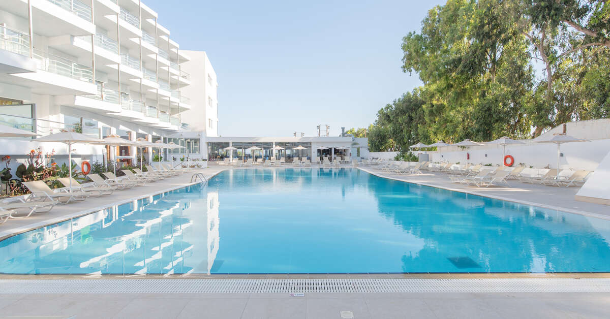 Een foto van Belair Beach Hotel