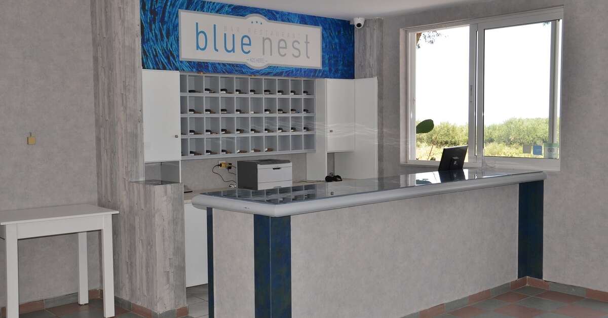 Een foto van het interieur van Blue Nest Hotel