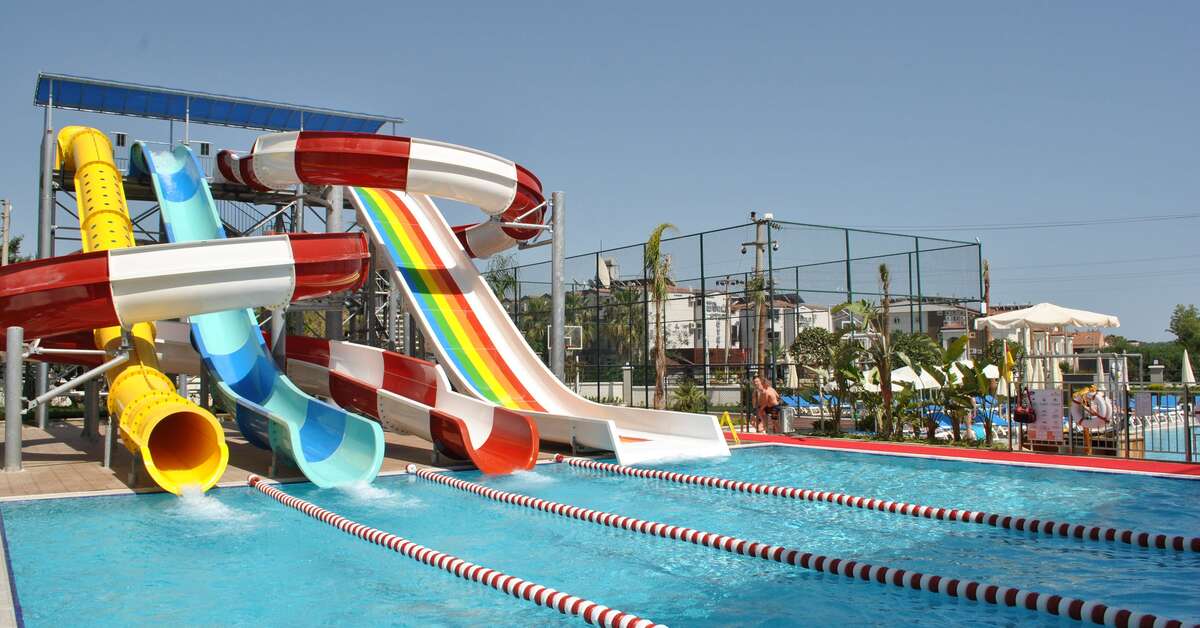 Een foto van het zwembad bij Calimera Side Resort