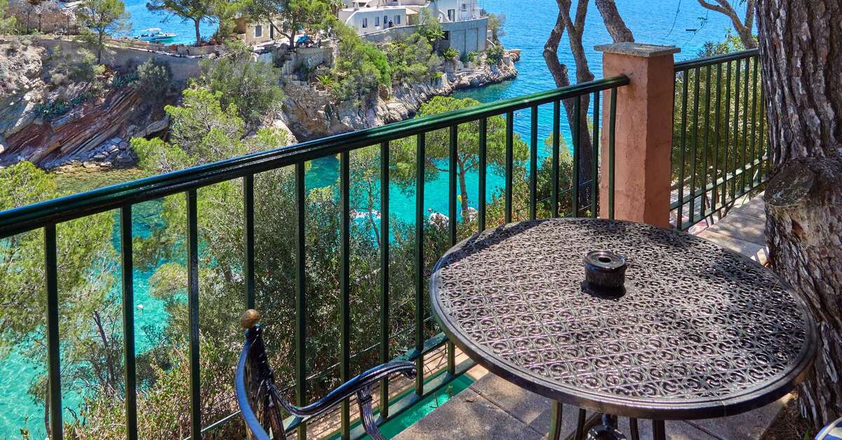 Ein Foto Petit Cala Fornells Hotel