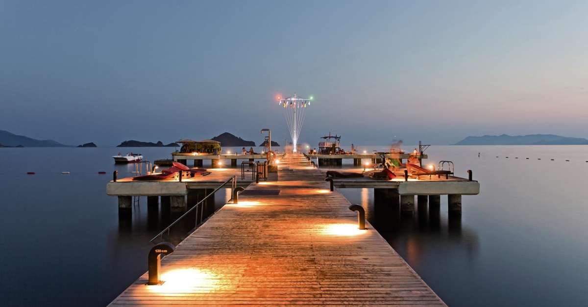 Een foto van het strand bij Club Tuana Fethiye