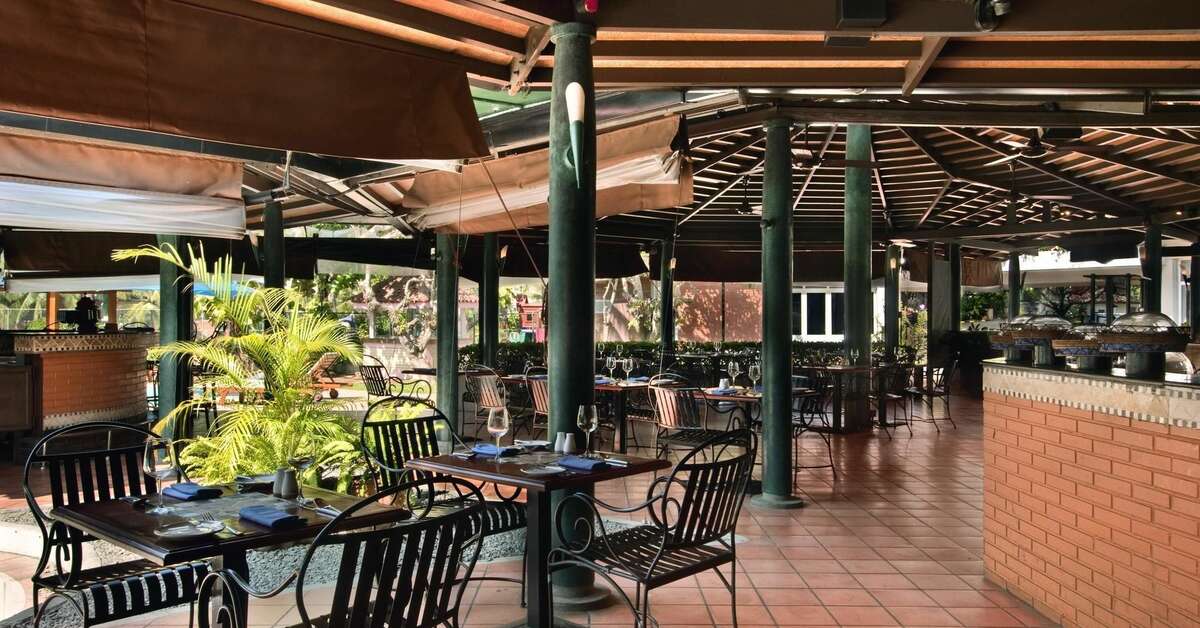 Een foto van het terras bij Hilton Colombo