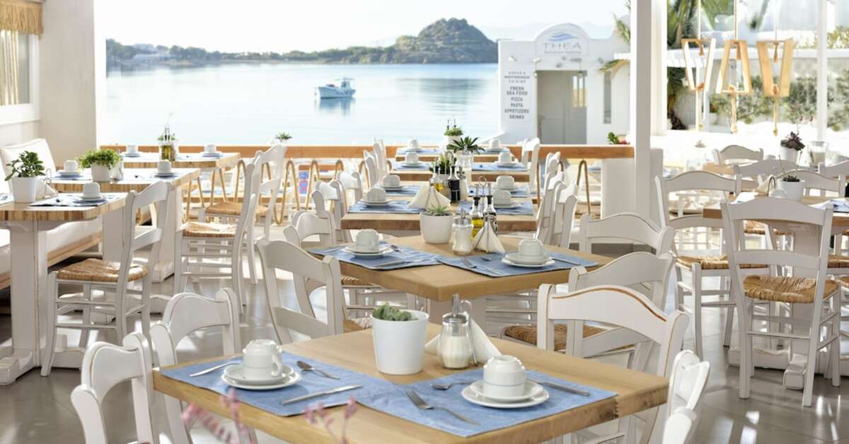 Een foto van de faciliteiten bij Petinos Beach Hotel