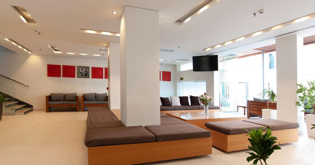 Een foto van het interieur van Atlantis City Hotel