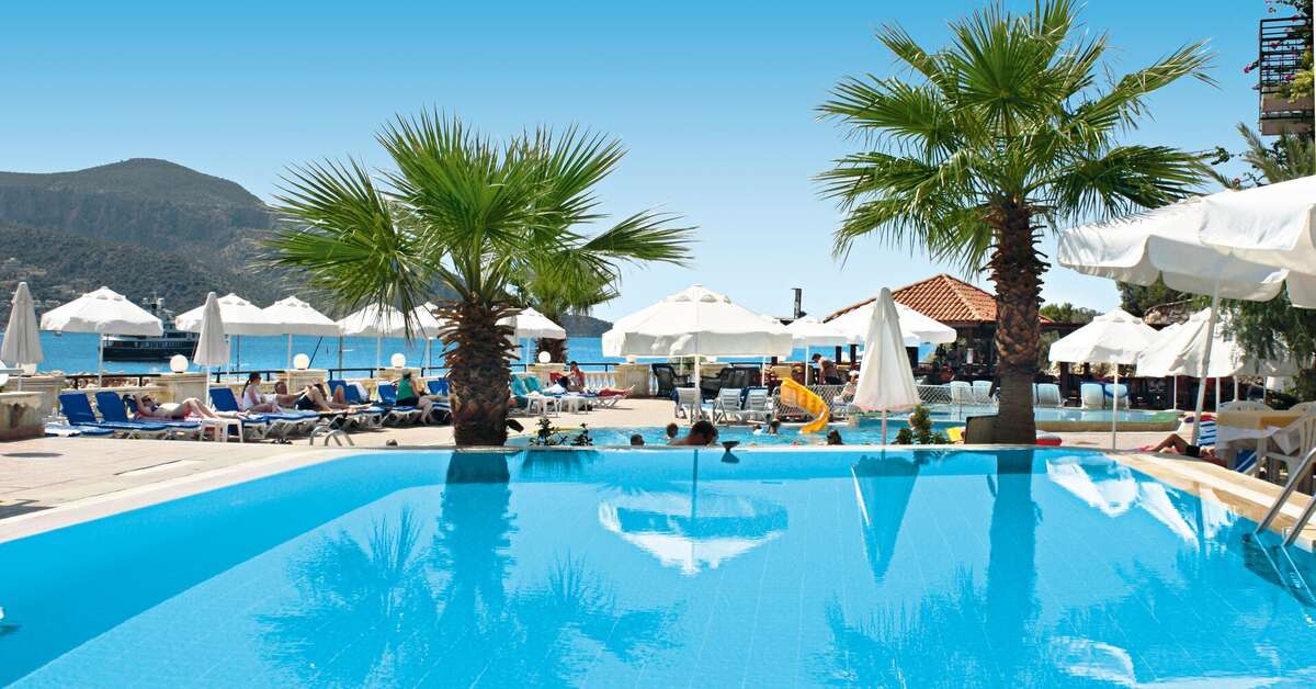 Een foto van het zwembad bij Hotel Pirat