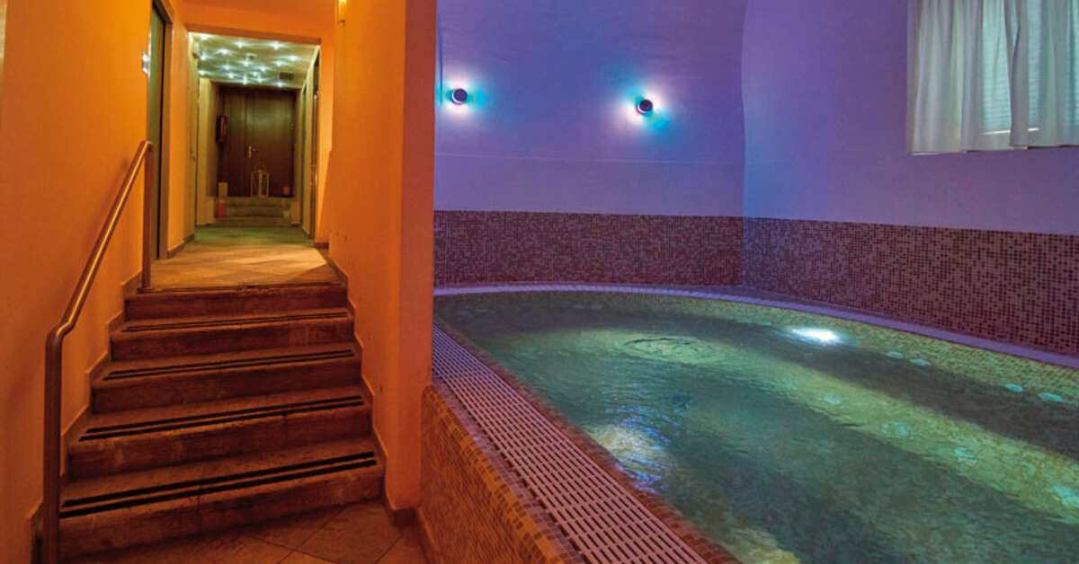 Een foto van Portici Romantic & Wellness