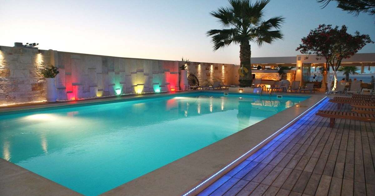 Ein Foto vom Pool im Glaros Beach Hotel