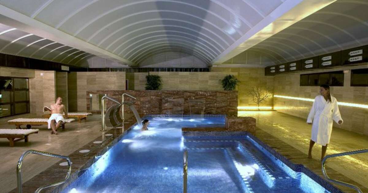 Een foto van het zwembad bij Hotel Rosamar