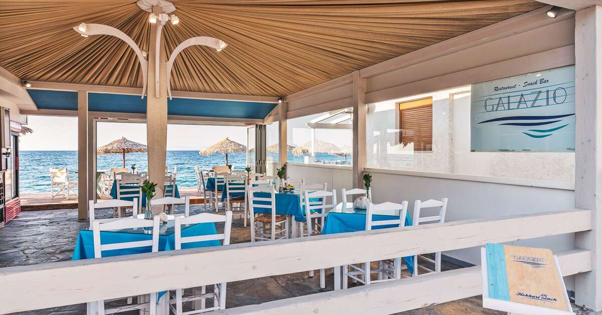 Een foto van de faciliteiten bij Kokkari Beach