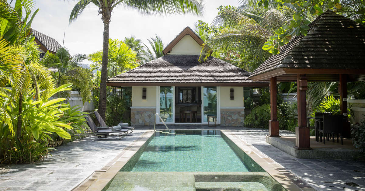 Een foto van het zwembad bij Robinson Club Khao Lak