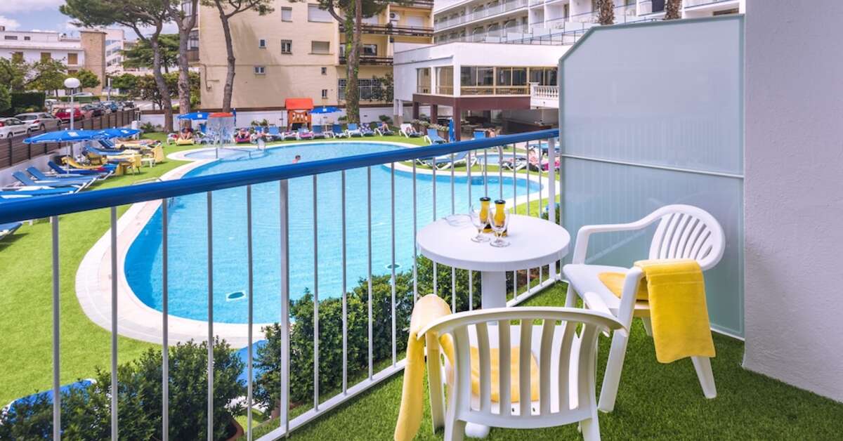 Een foto van het zwembad bij Hotel GHT Costa Brava