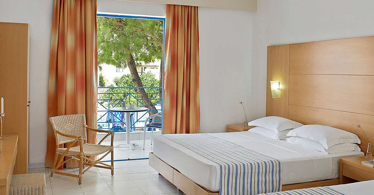 Een foto van Pefki Islands