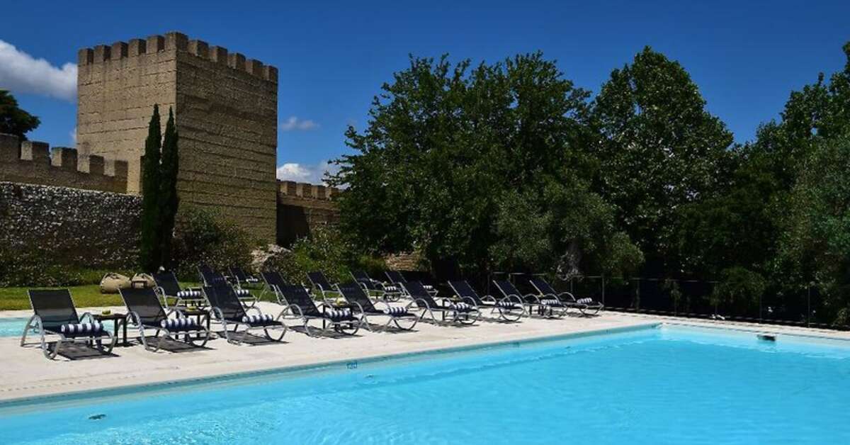 Een foto van het zwembad bij Pousada Castelo Alcacer Do Sal