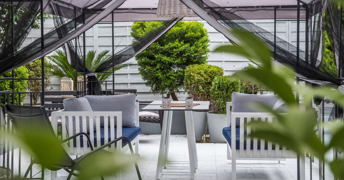 Een foto van het terras bij Aqua Mare Hotel