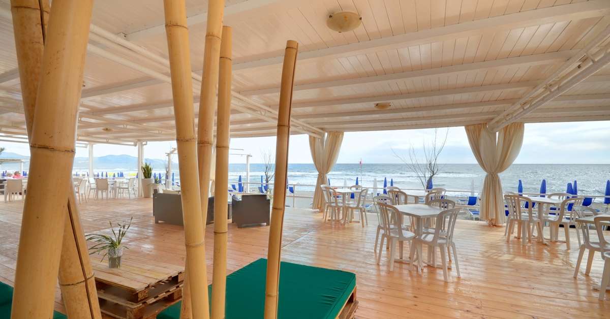 Een foto van het terras bij Hotel Le Palme Paestum