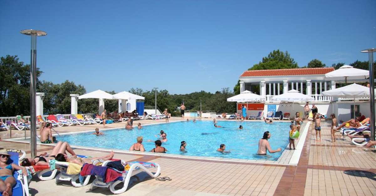 Ein Foto vom Pool im Maistra All Inclusive Resort Funtana
