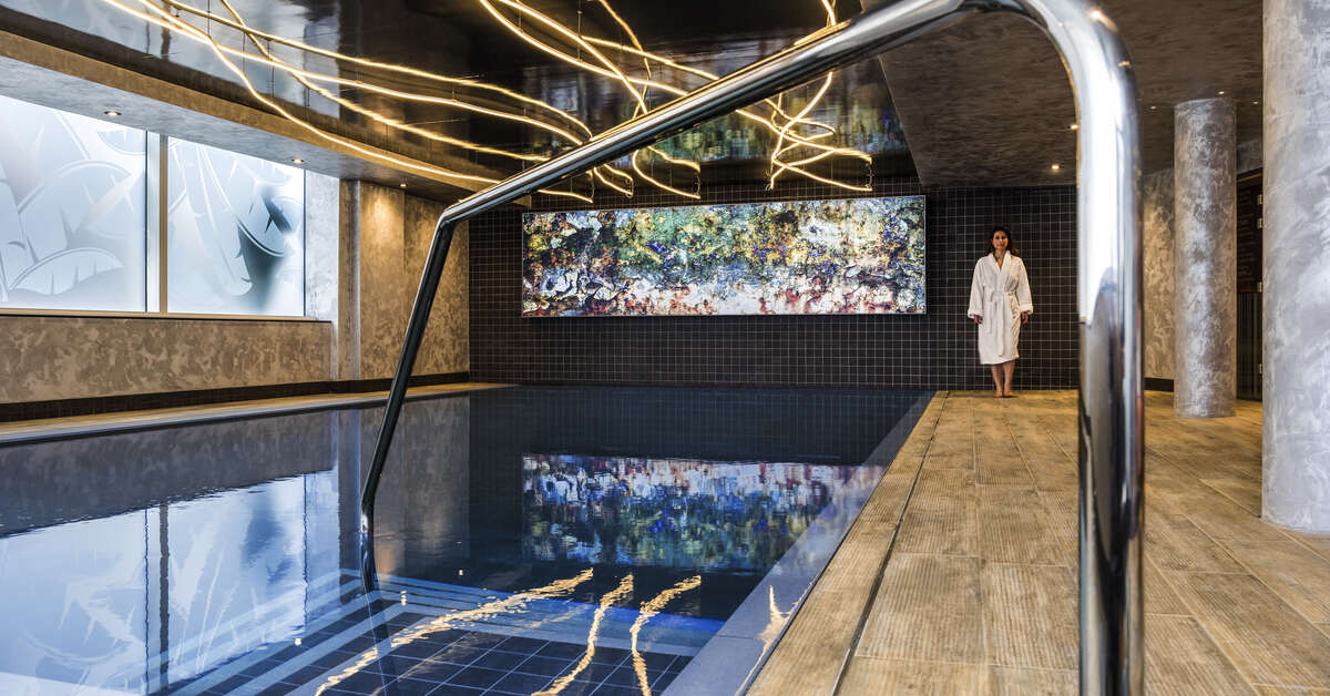 Een foto van het zwembad bij Novotel London Canary Wharf