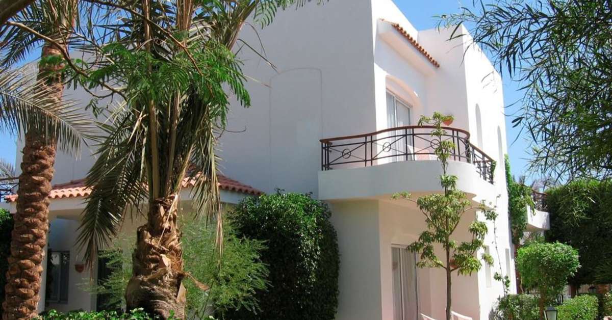 Een foto van de buitenkant van Jaz Fanara Resort & Residence