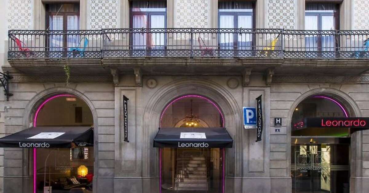 Een foto van de buitenkant van Leonardo Hotel Barcelona Las Ramblas