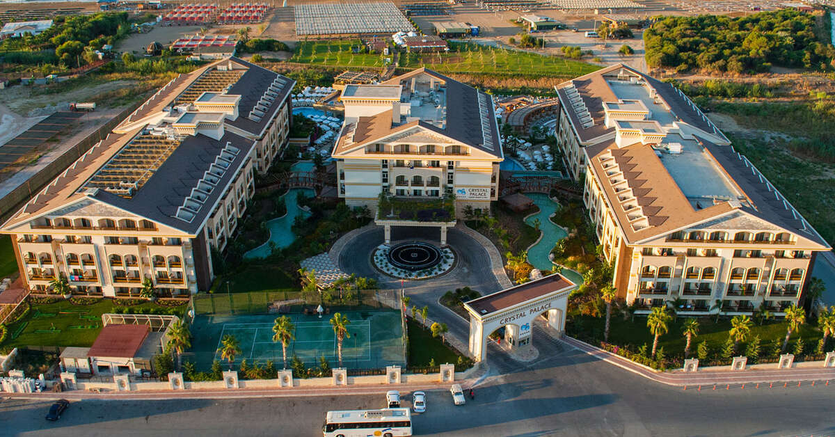 Een foto van de buitenkant van Hotel Diamond Excellence Resort & Spa