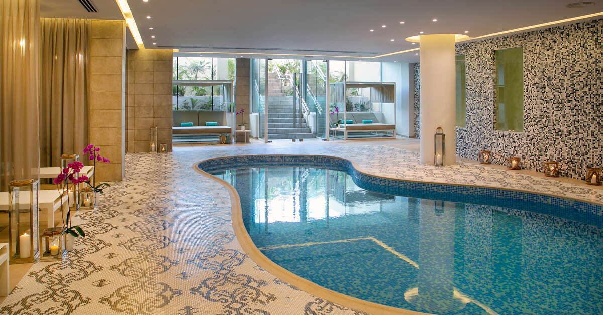 Een foto van het zwembad bij Vangelis Hotel & Suites