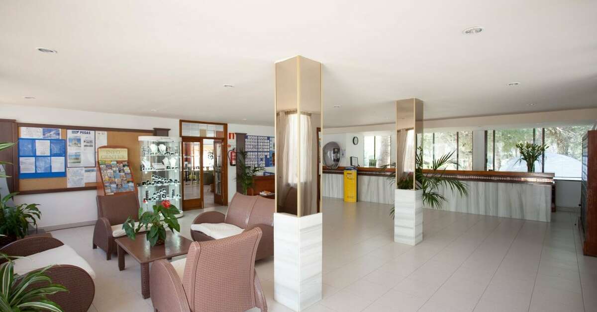 Een foto van het interieur van Wyndham Portocolom